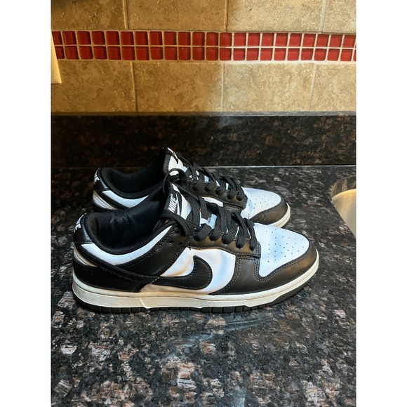 Size 8 - Nike Dunk Low Black White - Picture 1 of 12